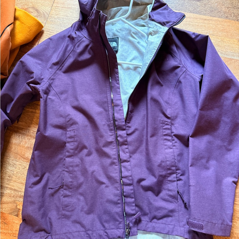 Women’s North Face Jacket
